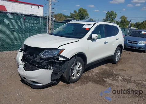 2016 Nissan Rogue Sv z USA, uszkodzony, nr VIN 5N1AT2MV9GC886238